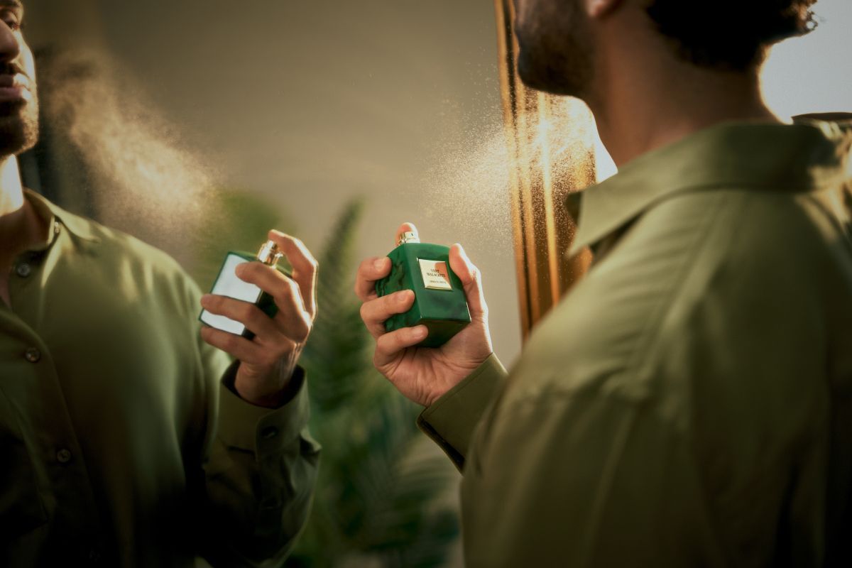 Floward _ highschool graduation gift perfume.jpg