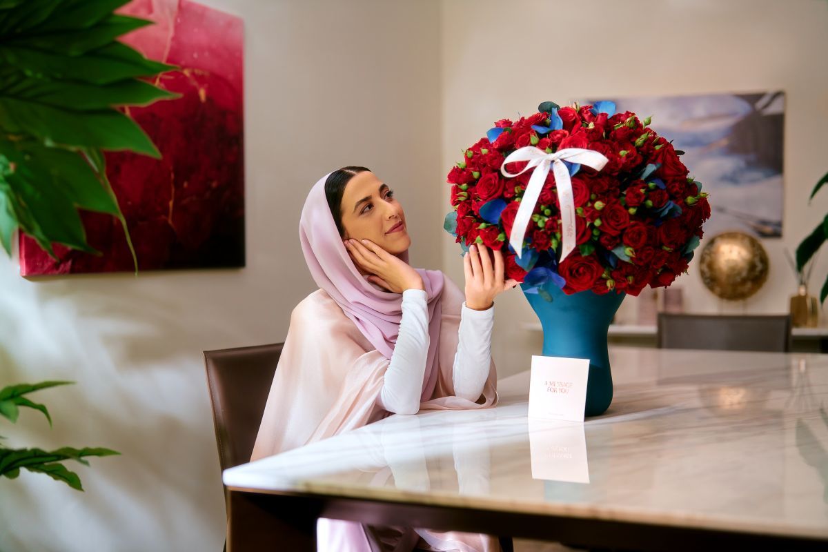 Flowers to Thank Your Host After a Great Gathering .jpg
