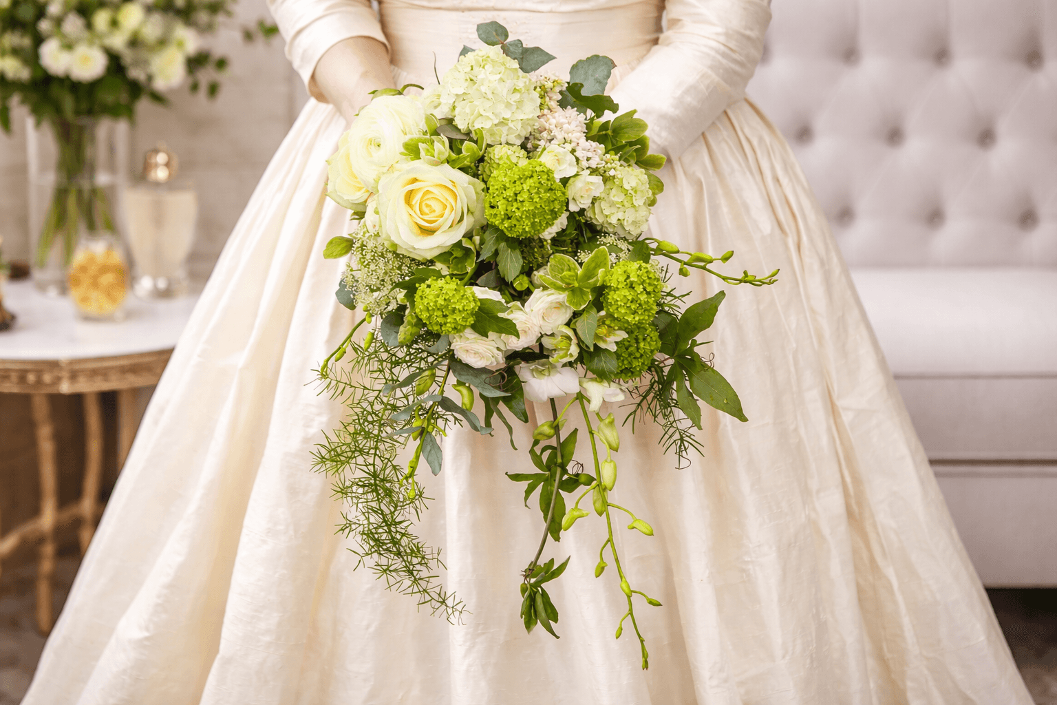 10 Expert Tips to Pick the Best Bride's Bouquet