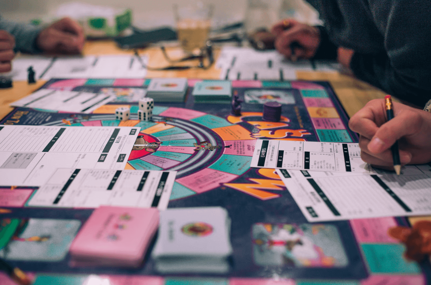 Trivia game night activity for families during summer.png