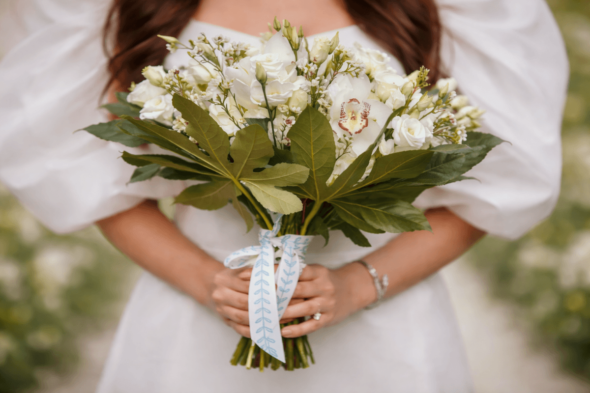 best types of flowers for spring bouquet.png