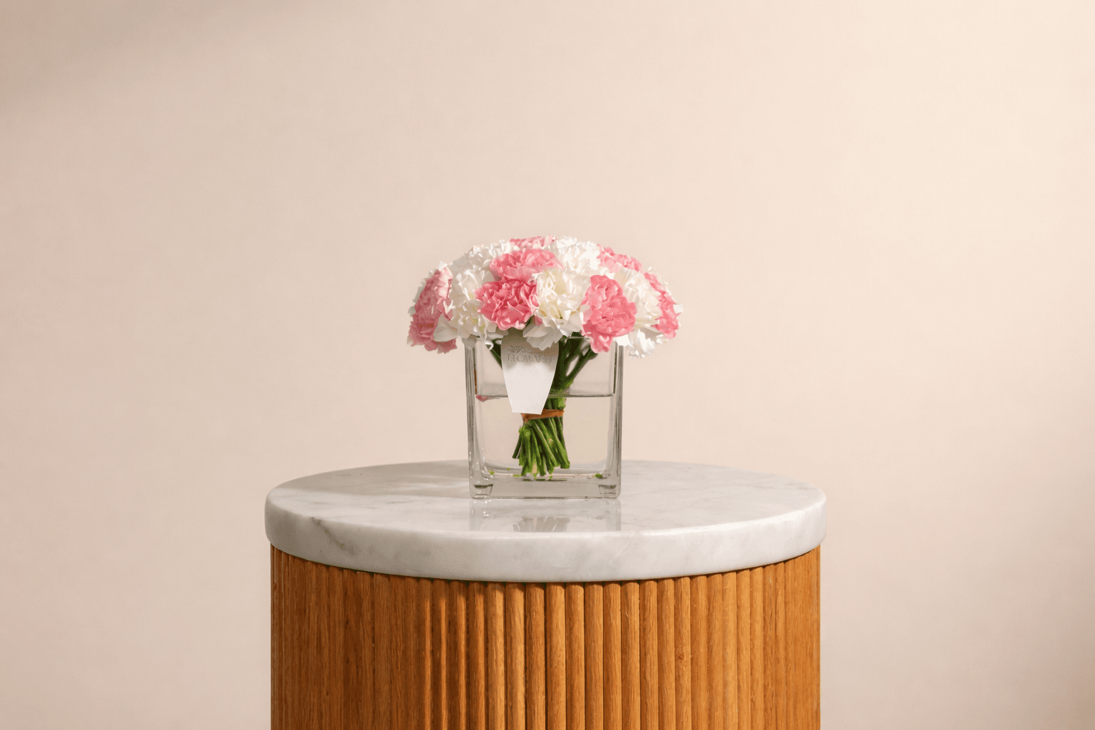 carnation flowers vase long vase life.png