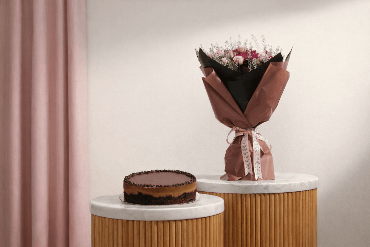 decedant chocolate cake for foodies.png