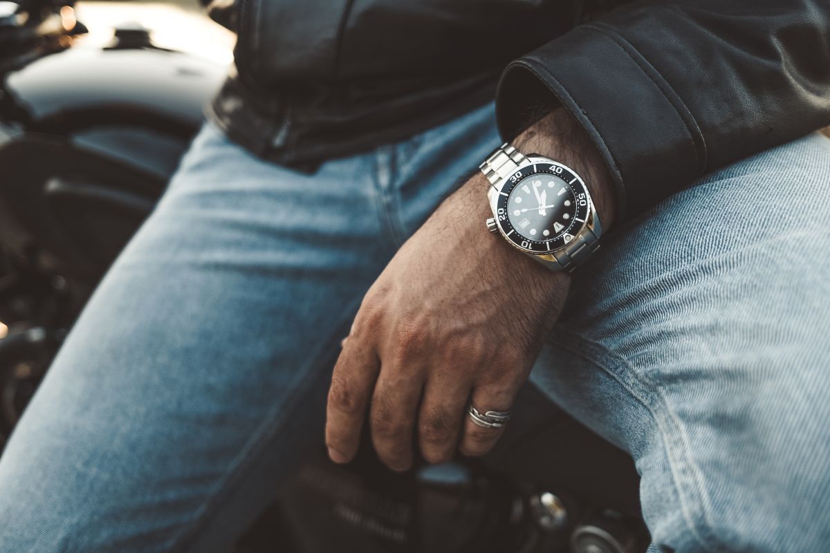 everyday smart casual watch for men.jpg