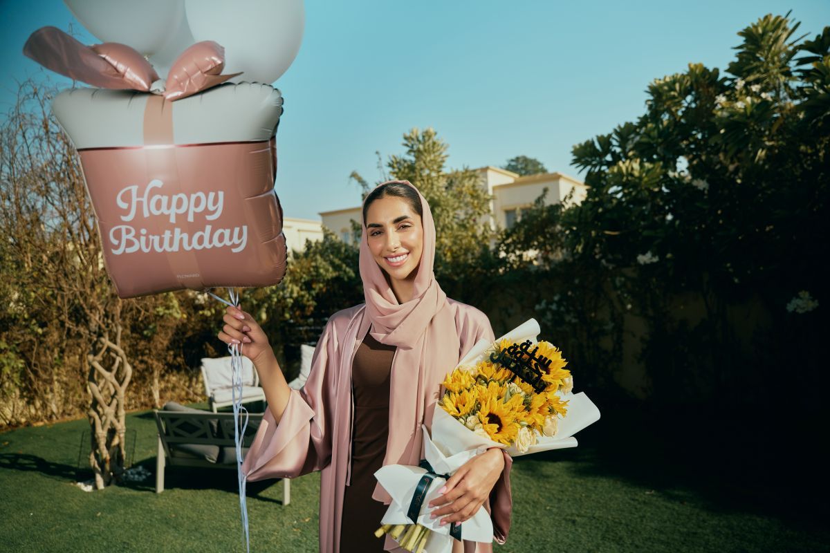 flowers and baloons with flower bouquet gift.jpg