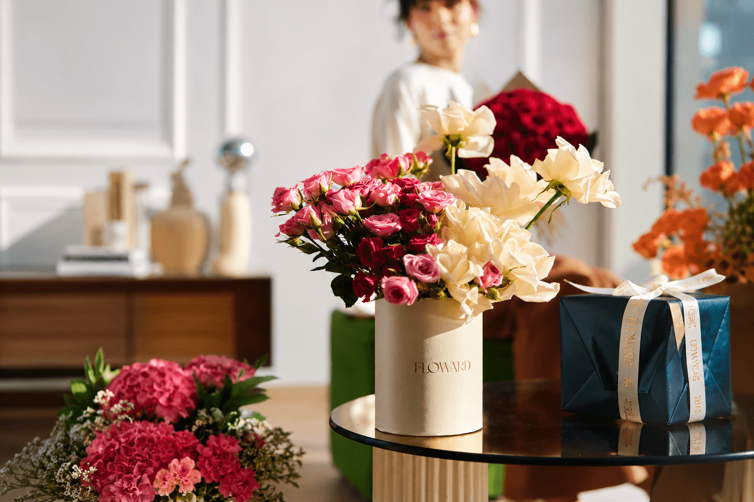 fresh flowers for summer - Floward  online flowers shop.png