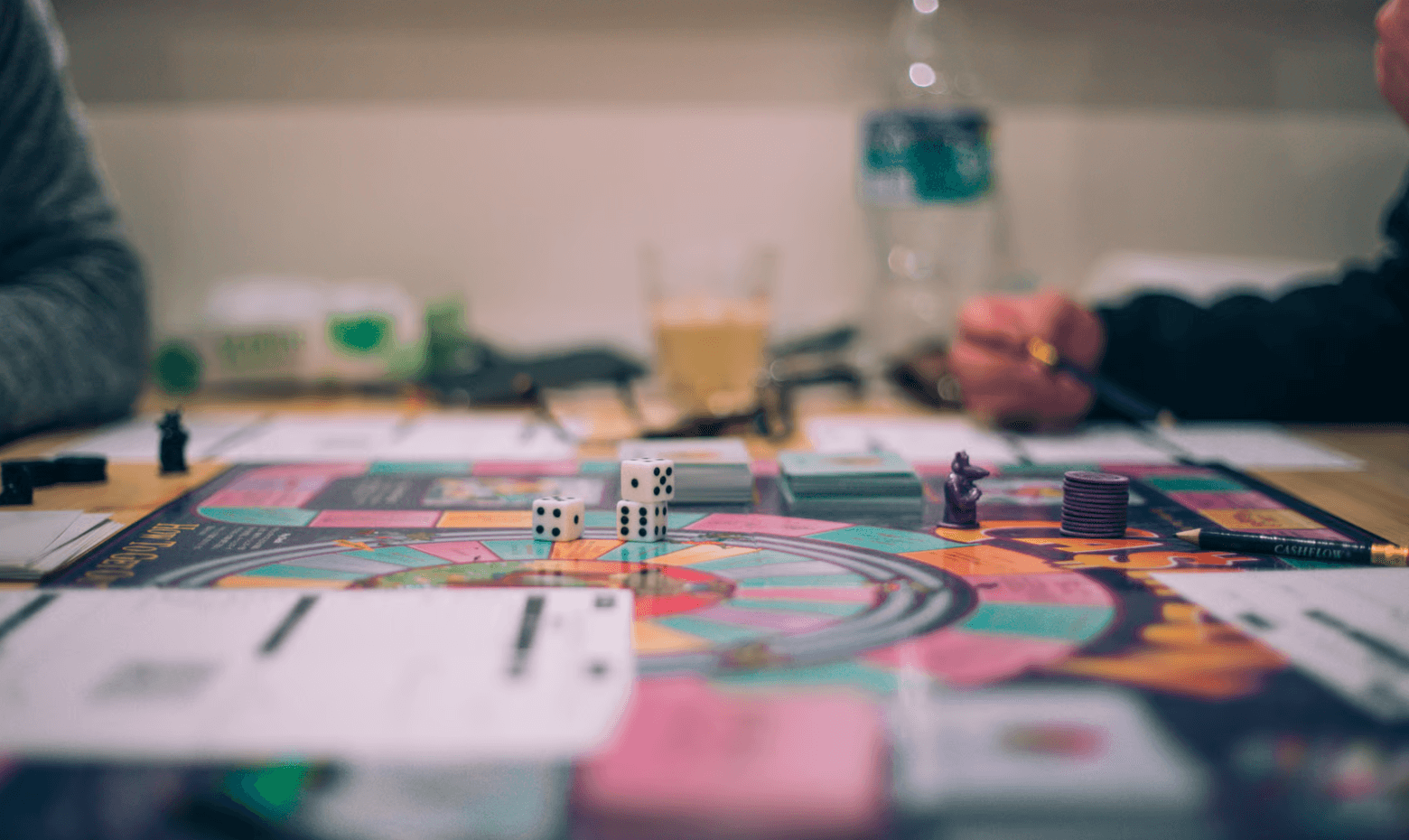games to play at game night.png