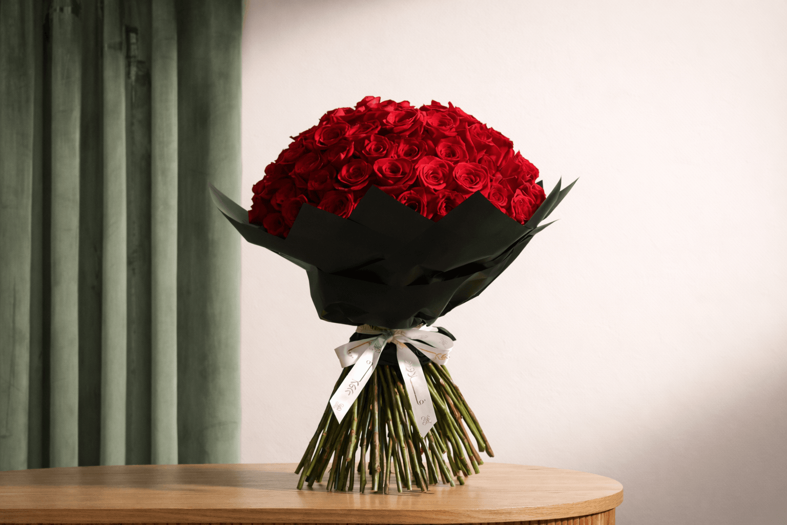 giant red roses romantic flowers bouquet.png