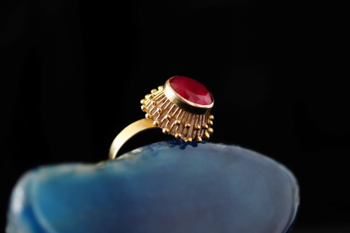gold-ring-with-red-ruby precious gemstone.JPG