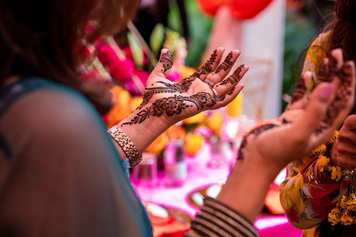 henna art for henna night bachelorette party.jpg