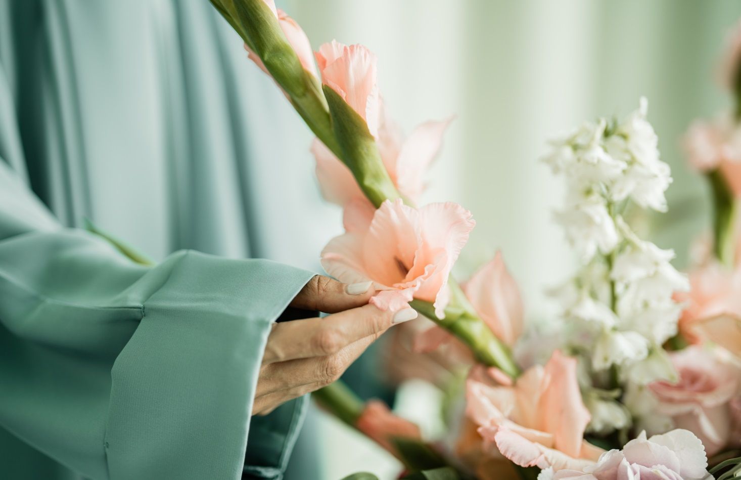 how to cut flowers.jpg