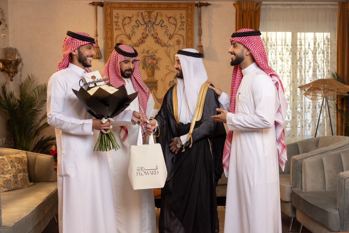 4 طرق لتقديم الهدايا البسيطة بشكل فاخر