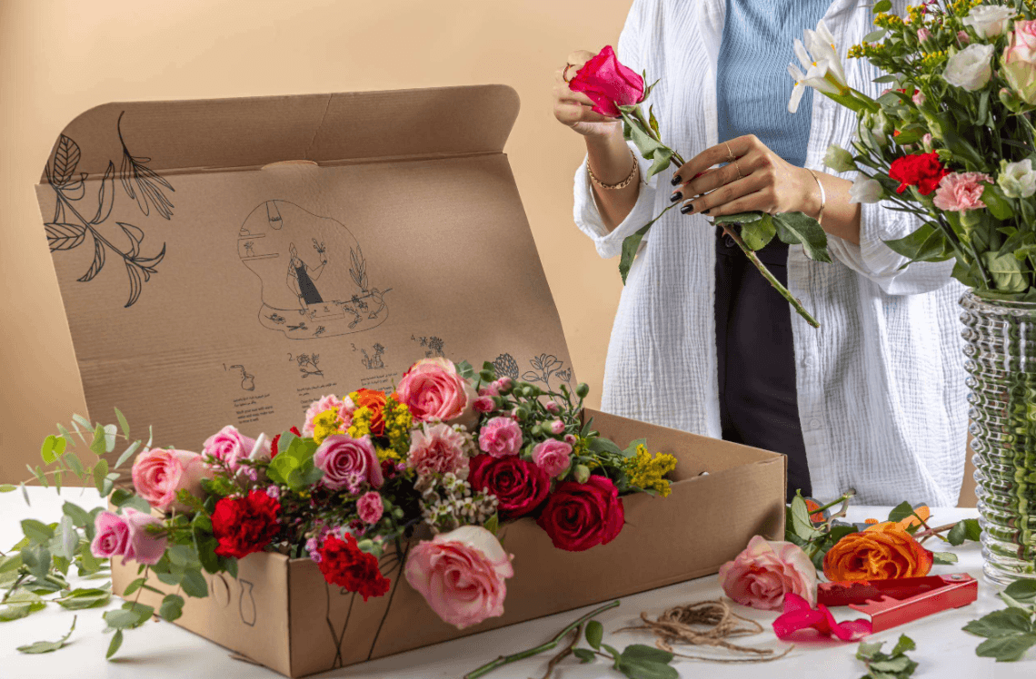 how to reuse old flowers - Floward blog.png