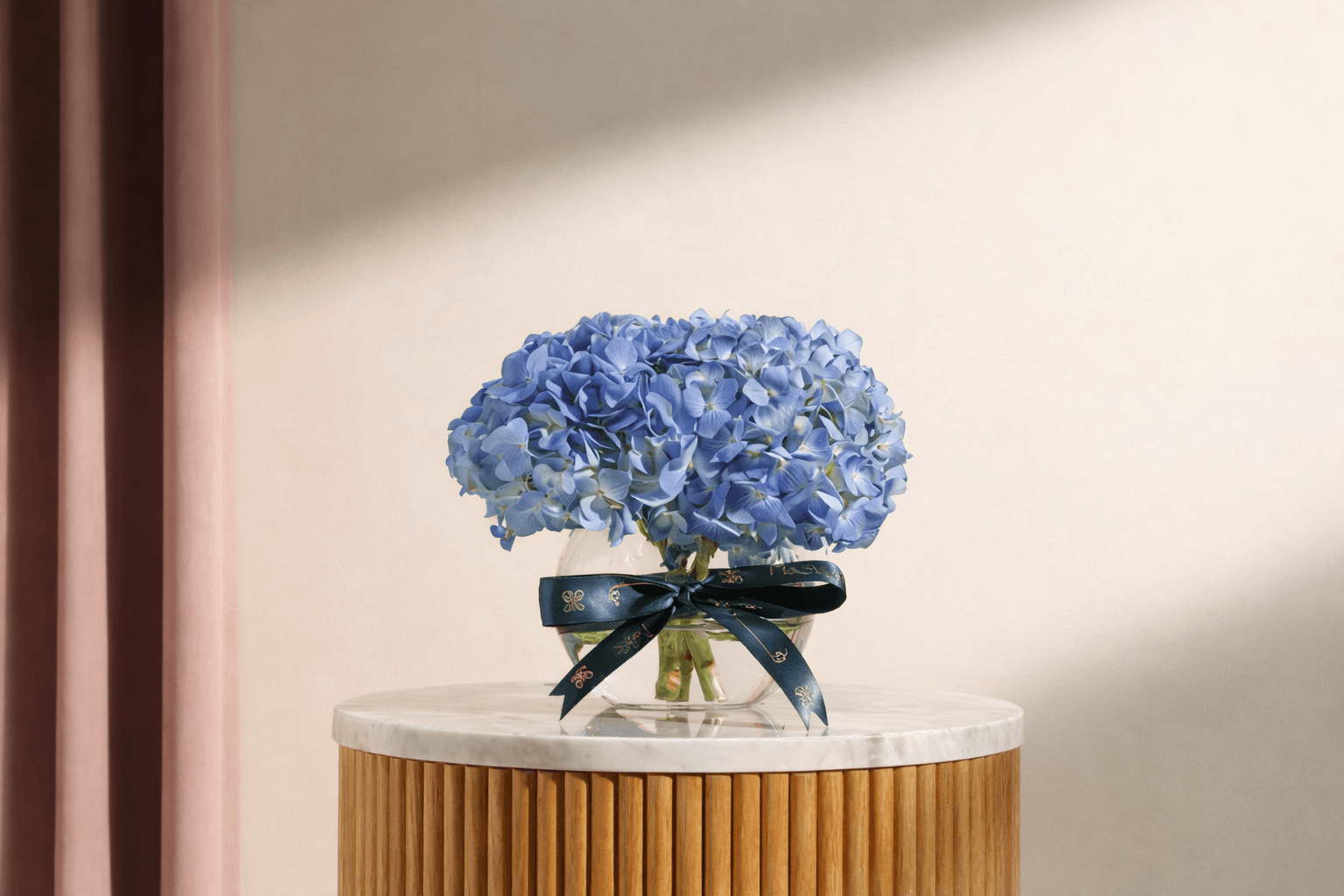 hydrangeas summer flower arrangements.png