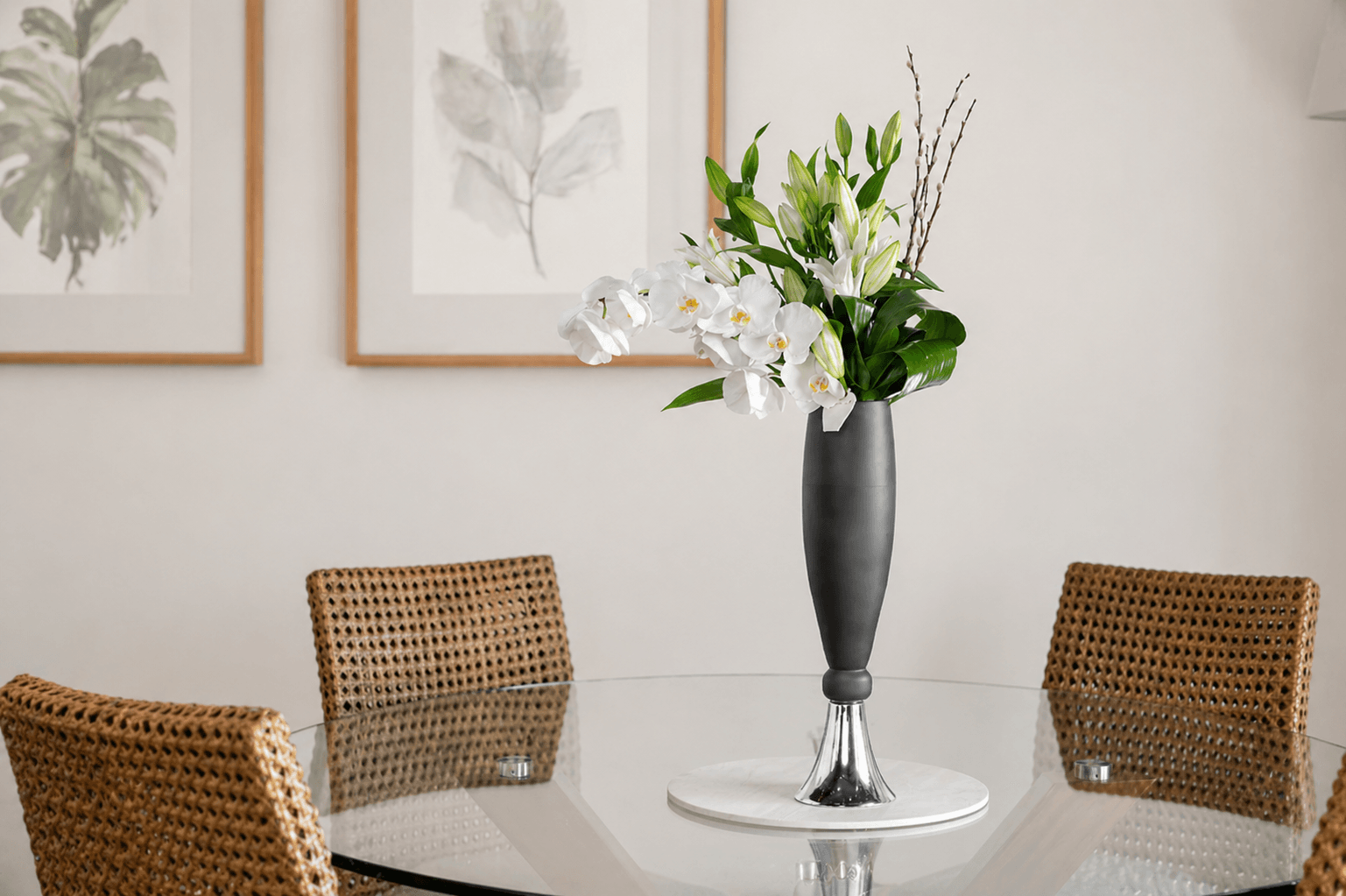 lilies and orchids vase for dining room - Floward.png