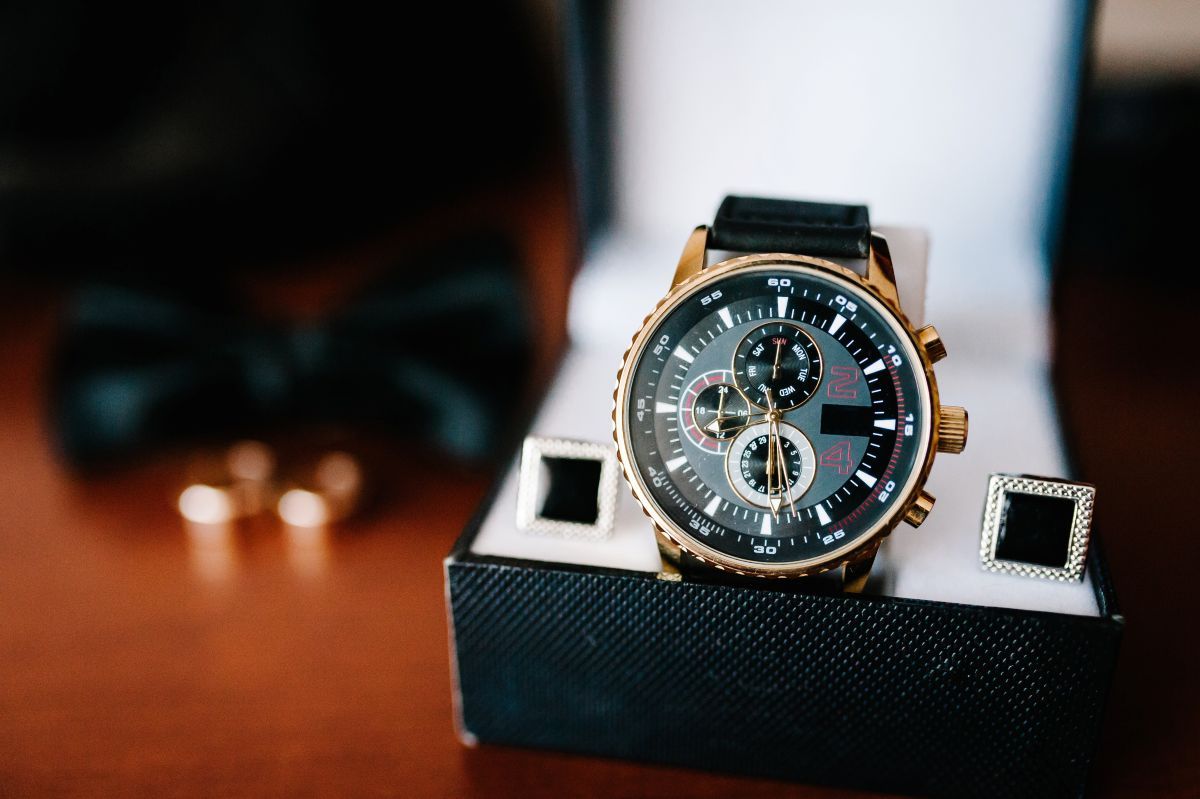 luxury statement watch for men.jpg