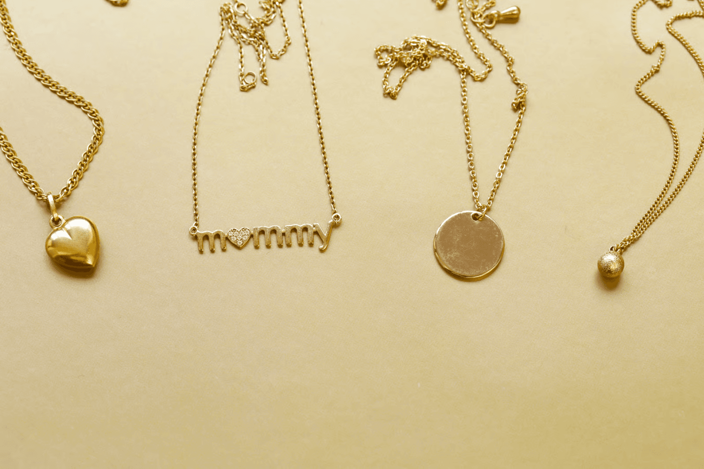 new mother gold necklace gift.png