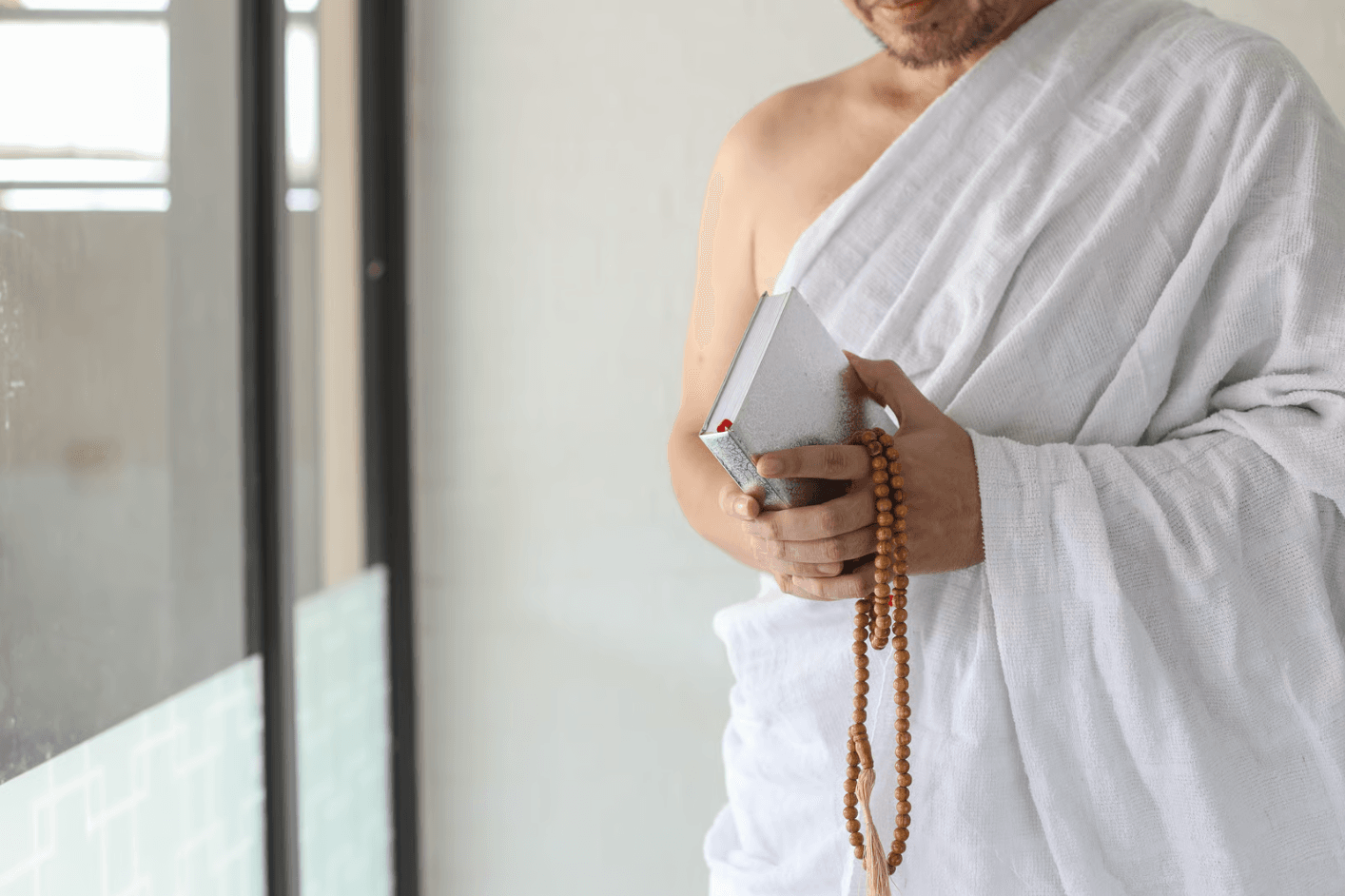 قائمة تجهيزات الحج الشاملة: كل ما يحتاجه الحاج لرحلة مريحة