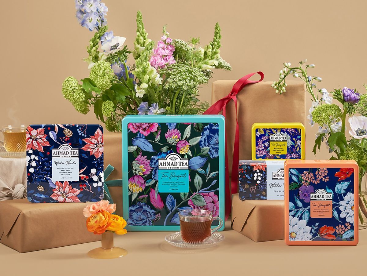 premium black tea box gift for tea lover.jpg