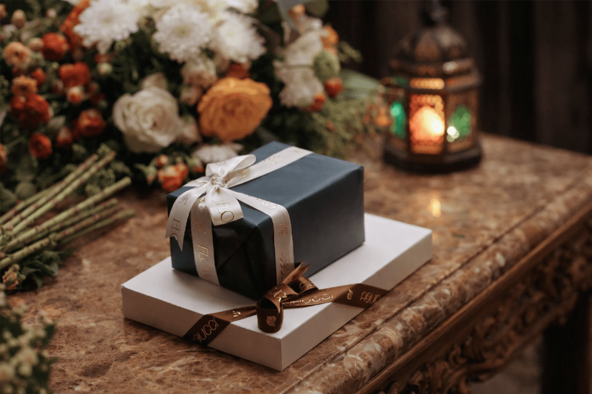 Ramadan Gift Etiquette: When & How to Give Meaningful Gifts