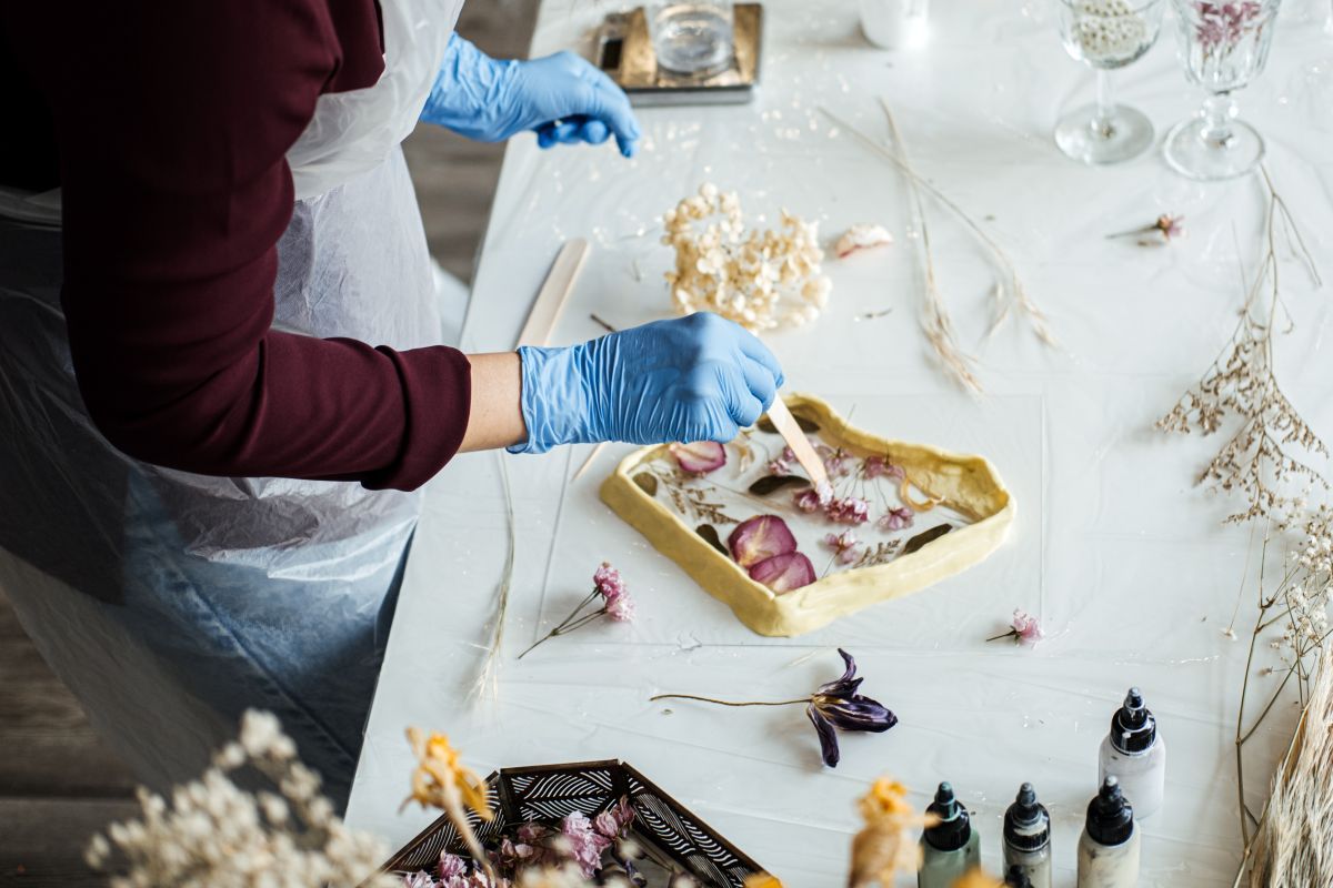 resin preserved flowers.jpg