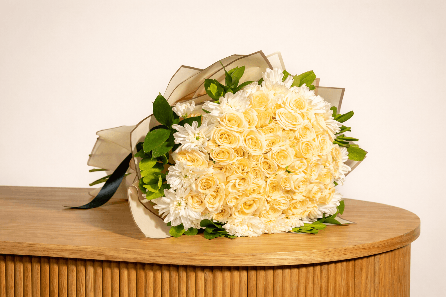 white roses and daisies bouquet for anniversary