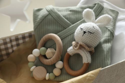 How to Create a New Baby Gift Basket?