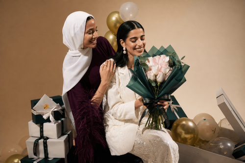 Best Flowers for Your Sister: 5 Meaningful Bouquets She’ll Love