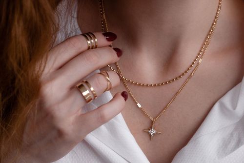 The Complete Guide to Layering Jewelry