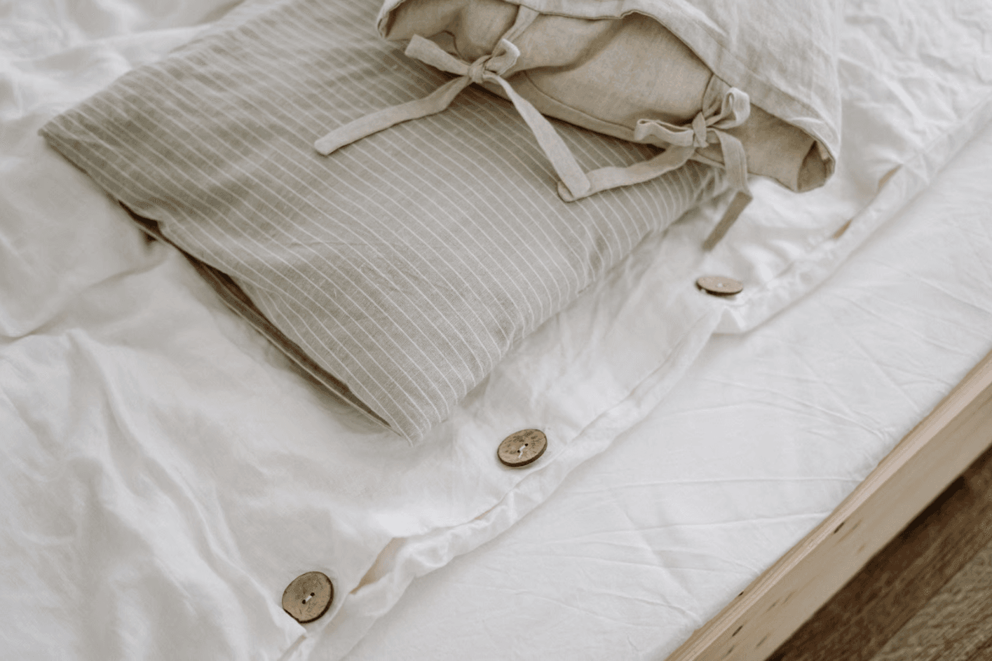 soft comfortable bedsheet recovery gifts.png