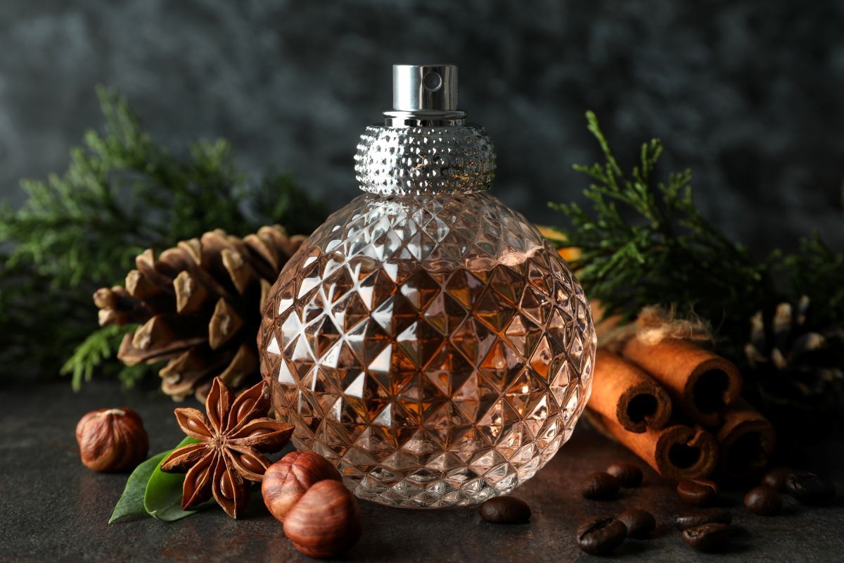 spicy scent profile luxury men's perfumes.jpg