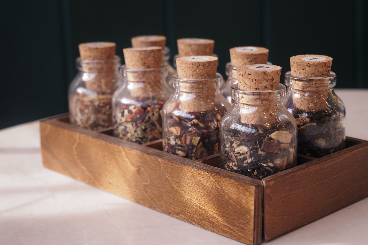tea flavours wedding favours توزيعات زفاف نكهات شاي ومحاصيل قهوة.jpg