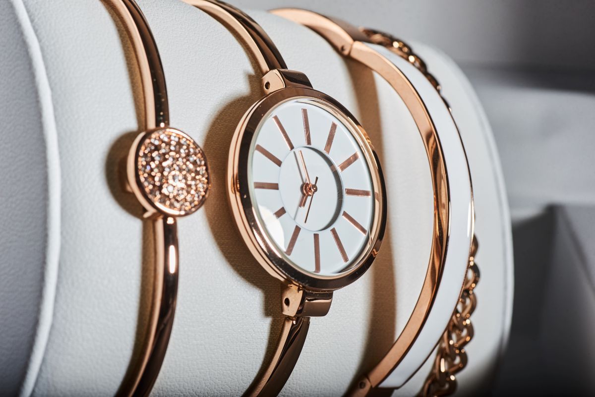 what are the rules of jewelry stacking.jpg