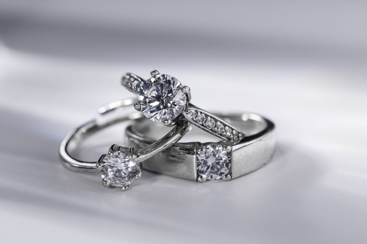 what is the differences between diamond carats.jpg