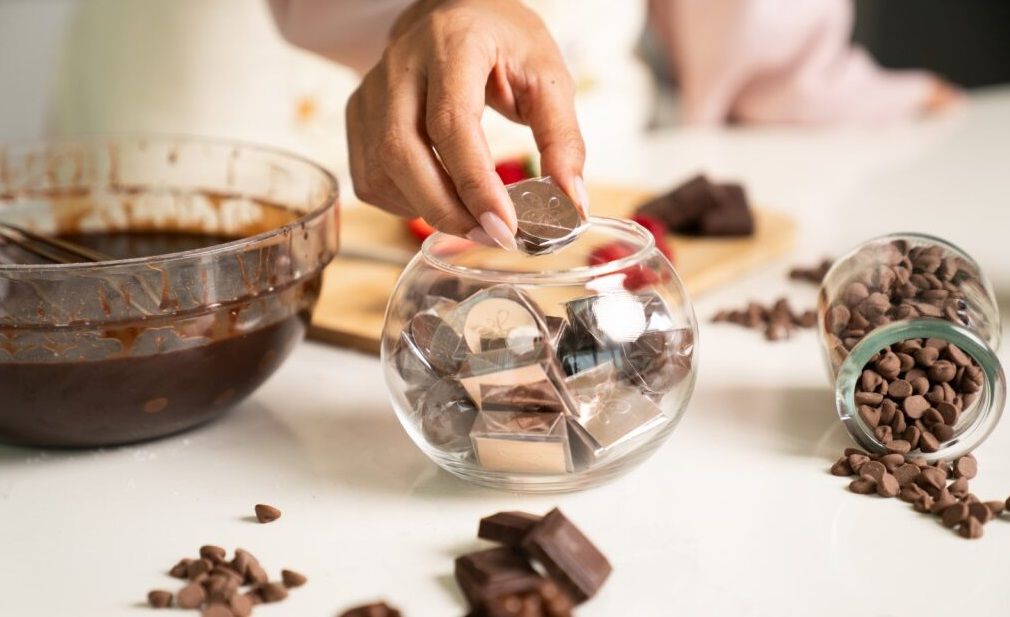 what's the perfect chocolate temprature melting chocolate.jpg