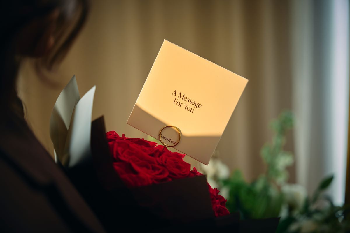The Art of Message Writing: 20 Ideas to Start Your Gift Card Message